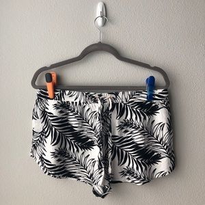 PACSUN X KENDALL & KYLIE PALM SHORTS